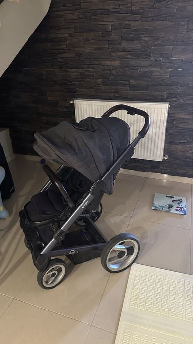 carucior copil MUTSY IGO in stare foarte buna multe accesorii