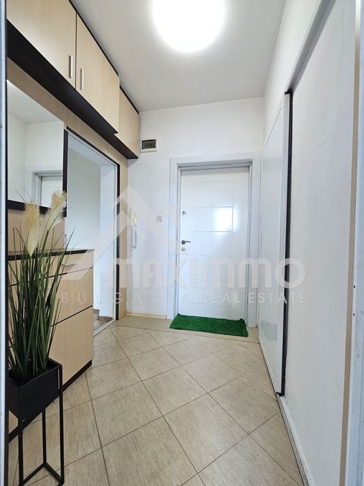 Продава се Двустаен апартамент в Варна, Изгрев - 52 кв.м за 2212 €/кв.м - Снимка #8