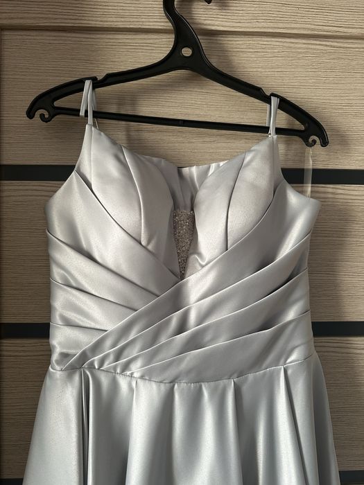 Платье вечернее, выпускное б/у