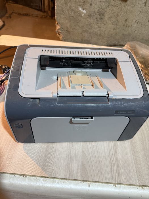 Притер HP LaserJet P1102s (чёрно-белый лазерный принтер)