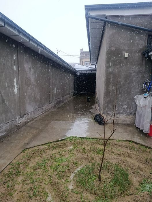 Зудлик билан Янги курилоан уй сотилади Райцентр Эшонгузар Бектопи