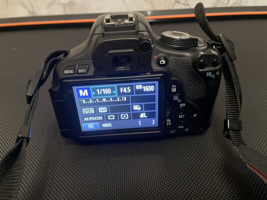 Продам canon 600d 18-55