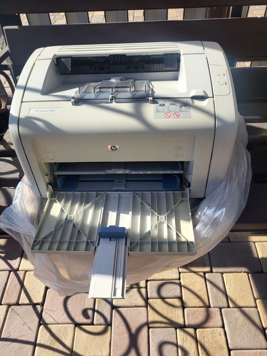 HP LaserJet 1018 принтер