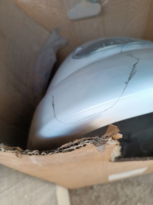 Продам навесной унитаз для инсталяции Vitra