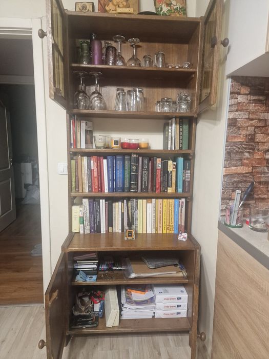Винтидж шкаф-библиотека
