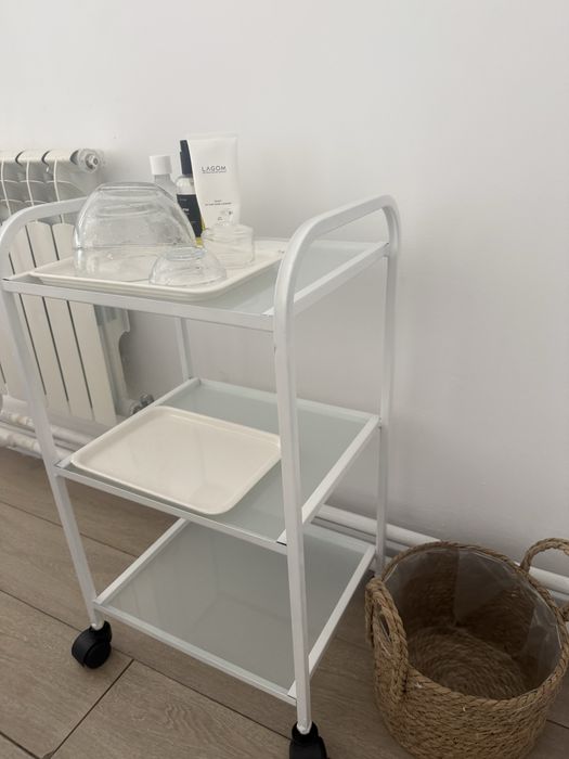 Столик помощник