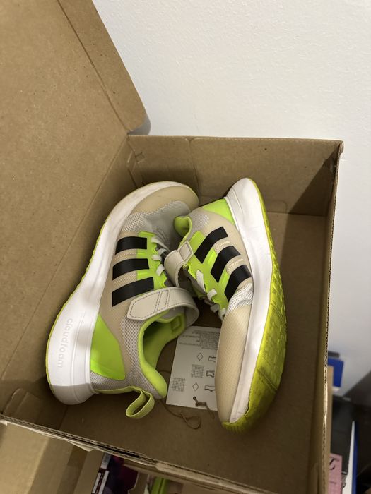 Беговые кроссовки adidas running