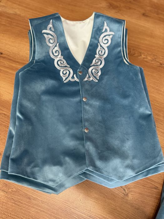 Национальные жилетки