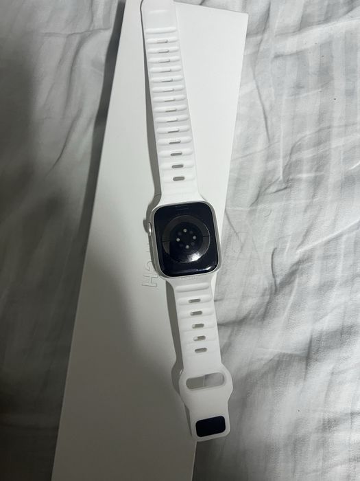 Apple watch 8 45 mm GPS