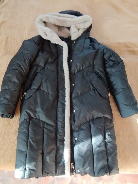 Продам женскую куртку осень зима
