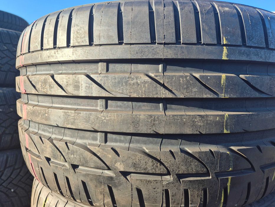 2 Anvelope de VARA - 285/30/19 - BRIDGESTONE - NOI - DOT 2018 !