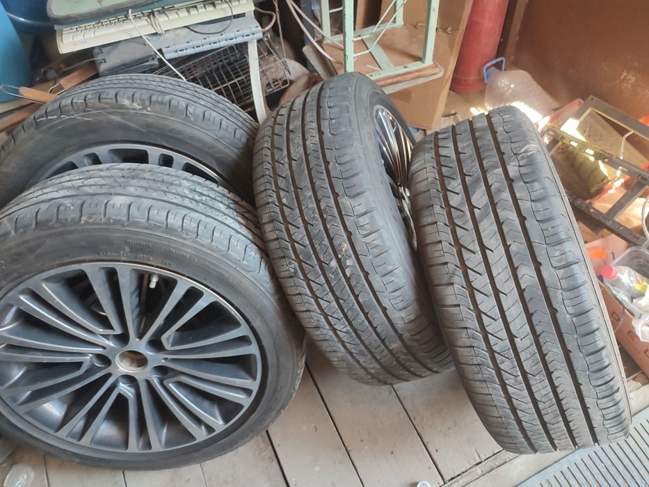Продам шины с дисками от БМВ