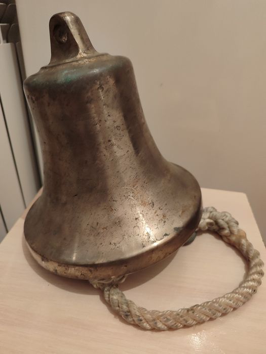 Колокол корабельный