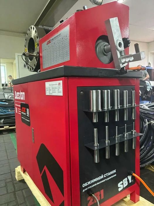 Обжимной и окорочный станок комбо