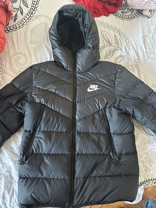 Яке на Nike.