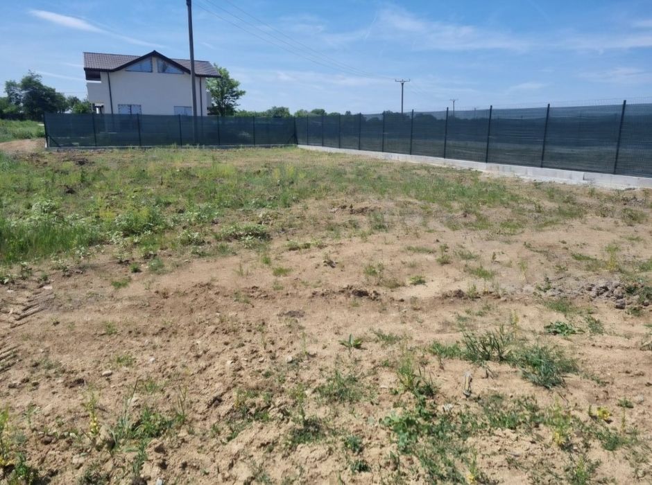 Teren intravilan, acces ușor de construit 490m2