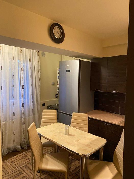 Vand apartament 2 camere