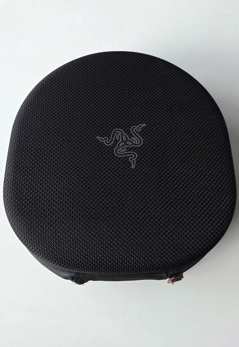 Razer Electra v2 USB 7.1 гейминг слушалки със сваляем микрофон и калъф