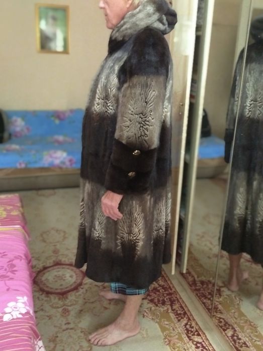Шуба норковая с капюшоном