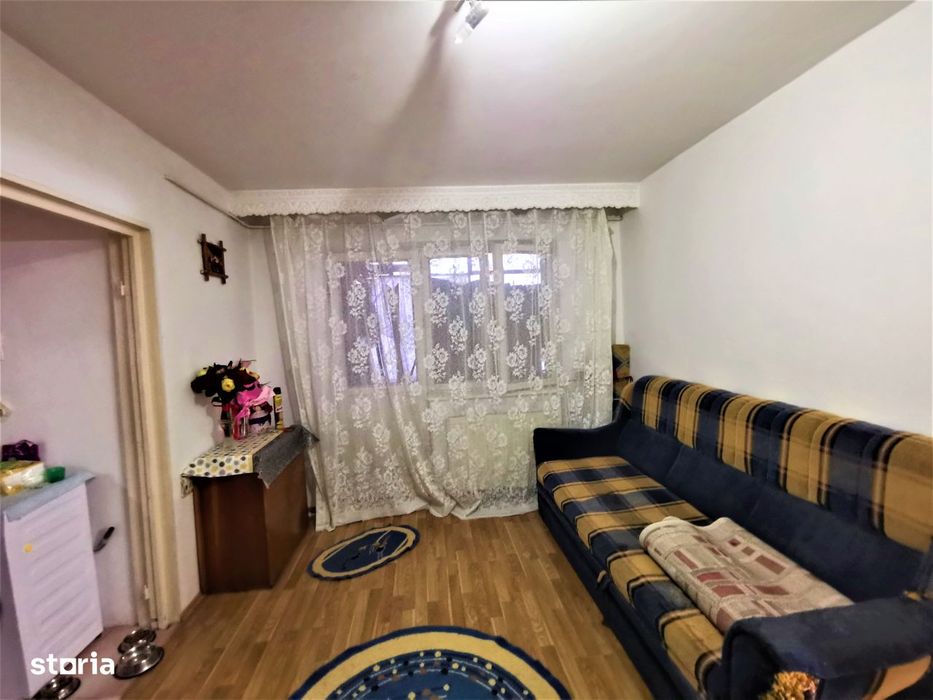 Apartament 3 camere | 49.000 € | Bazinul de Înot | Șarpantă