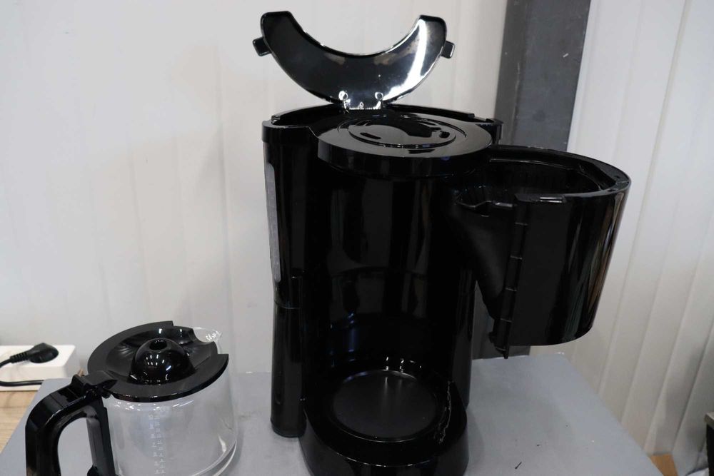 SEVERIN Шварц Кафе машина със стъклена кана, до 10 чаши ПРОМОЦИЯ