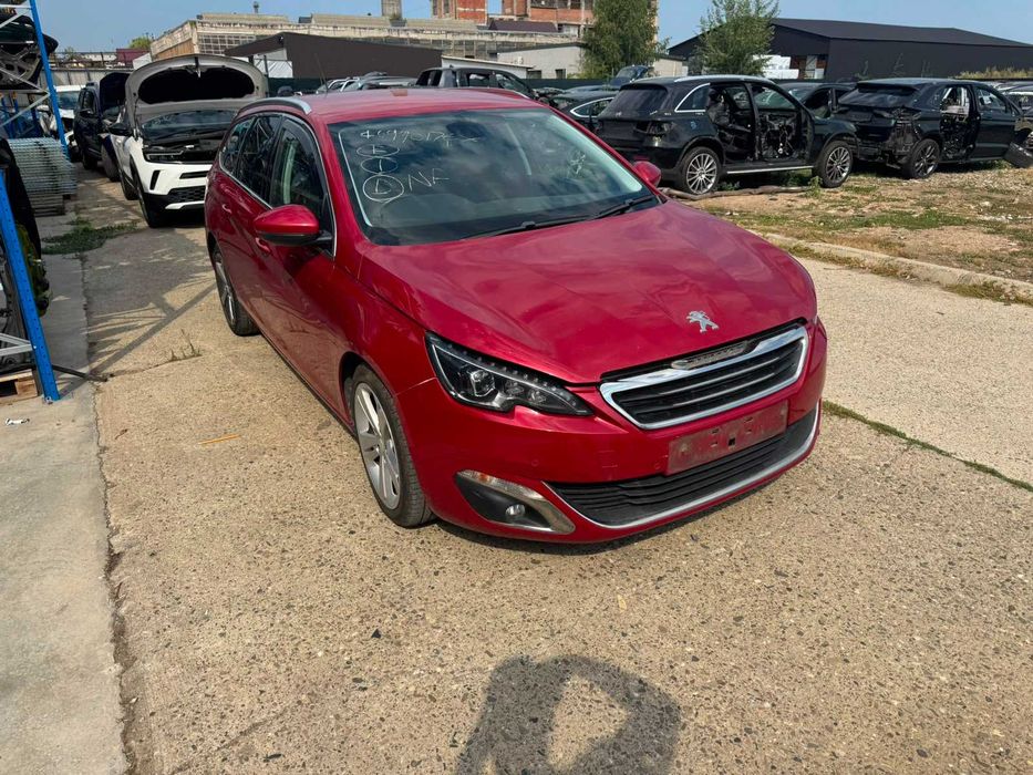 Dezmembrez Peugeot 308 2015