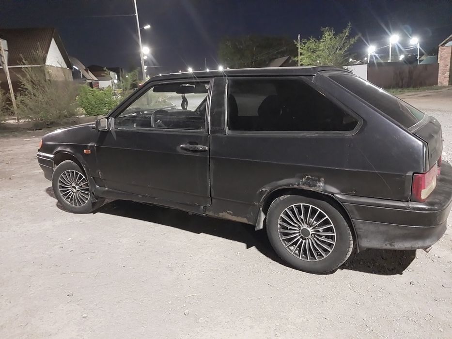 Продам черную ваз 2113