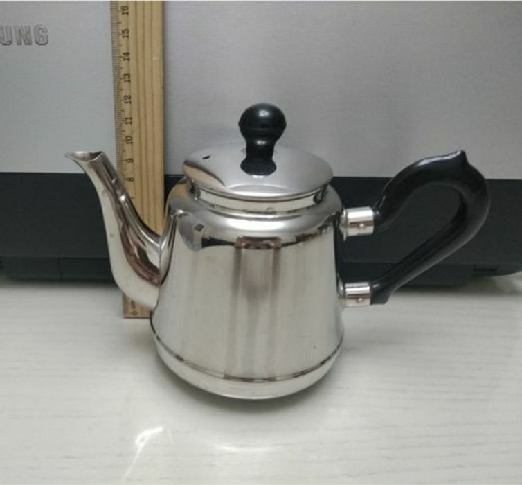 Винтаж. Мельхиоровый чайник.