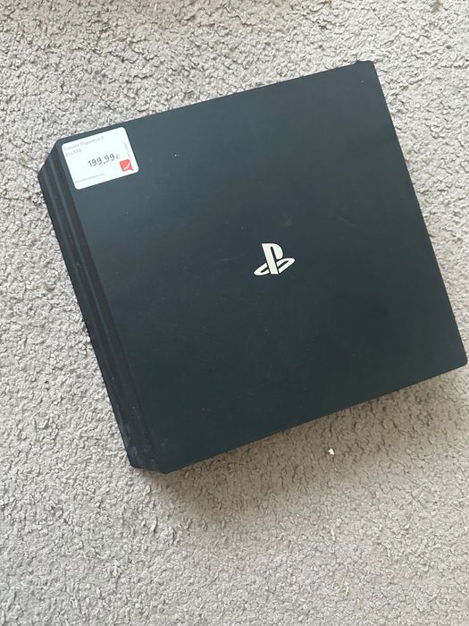 Продам Playstation 4 pro