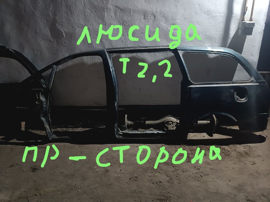 Кузовные детали Тойота Люсида Эстима