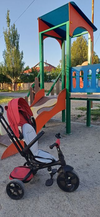 Продам велосипед трёхколёсный.