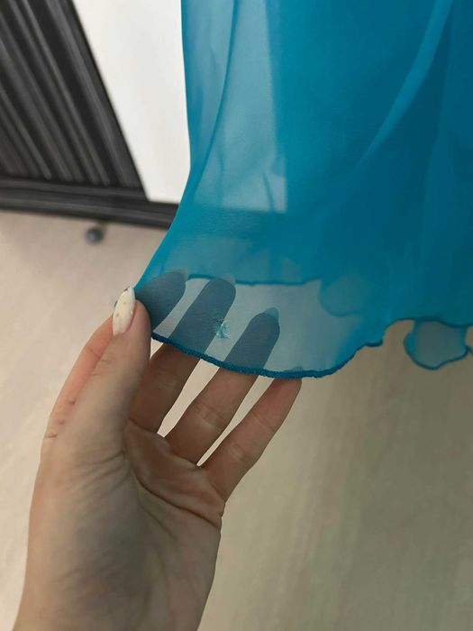 Синя елегантна бална рокля