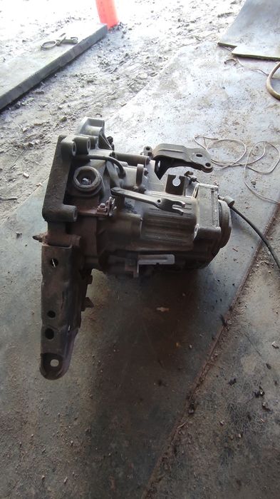Продам КПП гольф 3 1.6 абу