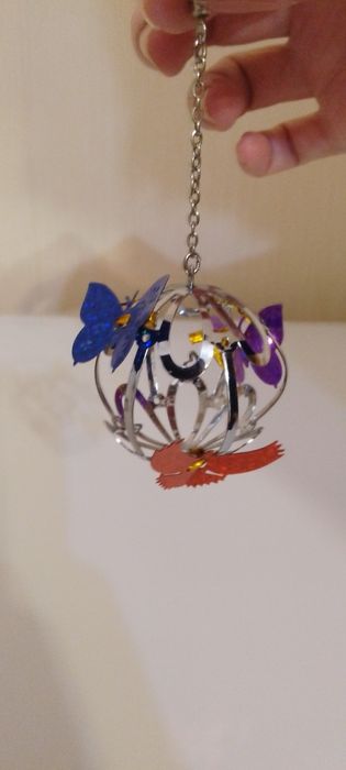 Ёлочные игрушки разные