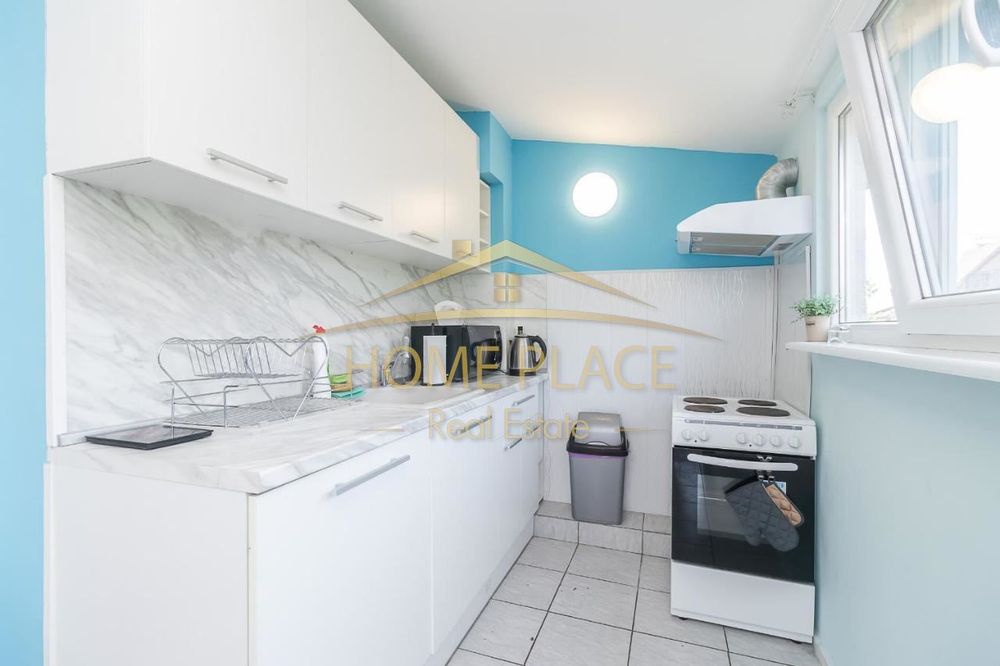 Продава се Тристаен апартамент в Варна, Гръцка махала - 70 кв.м за 2429 €/кв.м - Снимка #2