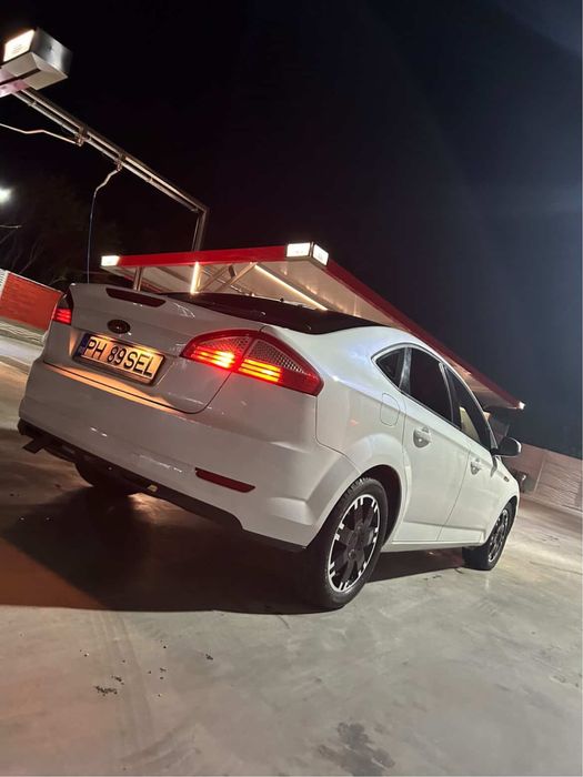 Vand Ford mondeo