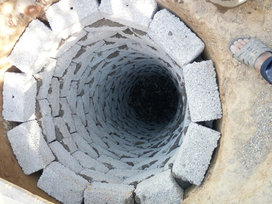 Hammomga Vigrvnoy Oshxonga Tualetga Kalodis barcha turdagi qazish ishi