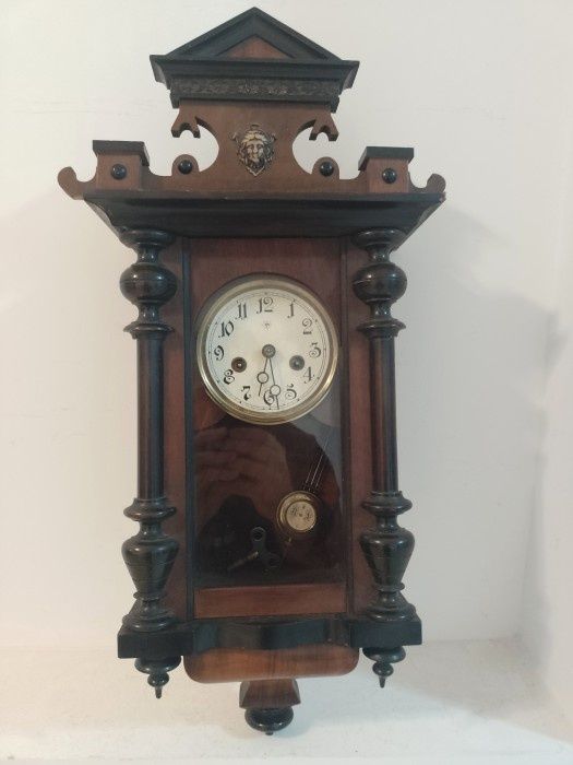 Pendula Ceas de perete german marca Junghans ,bătăi