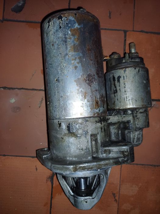 Продам запчасти Audi 100 C3