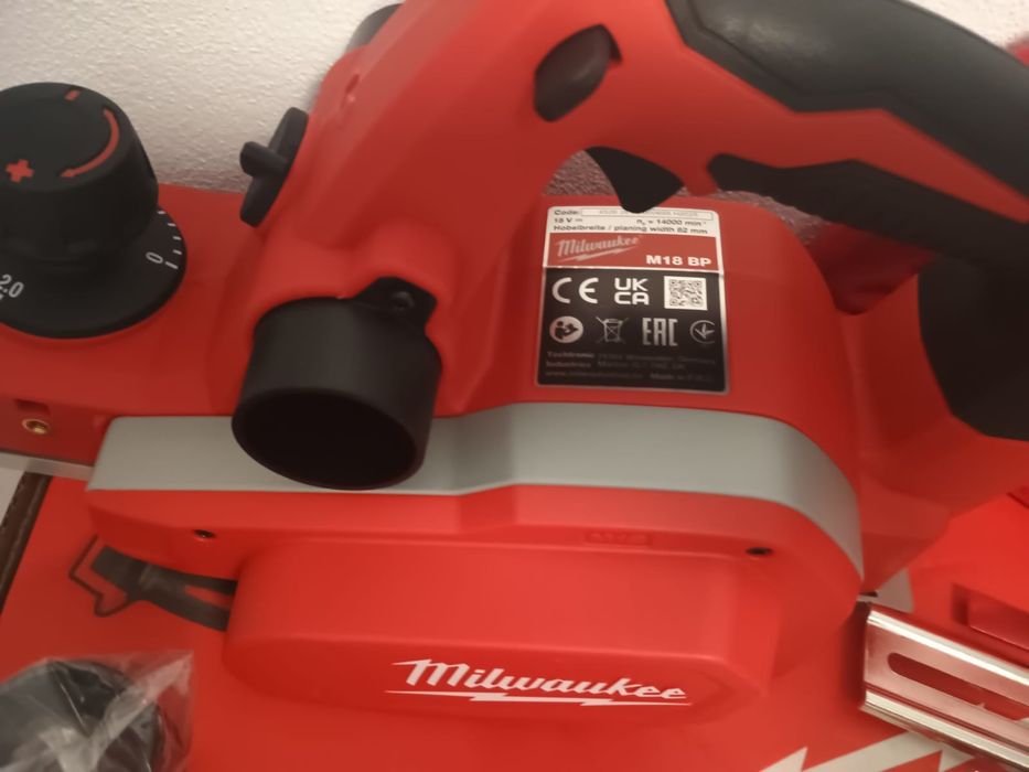 Rindea milwaukee m18 BP noua. La cutie