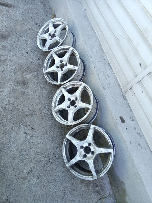 Продам диски r15