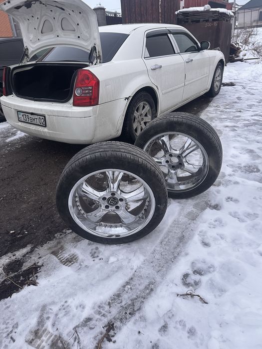 Продам легенду Крайслер С300
