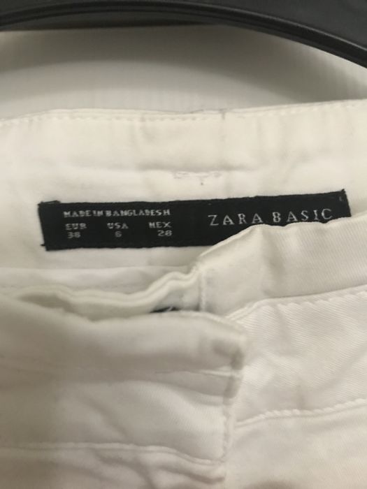 Pantaloni blugi culoare alba