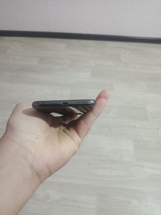 Iphone xs max продам