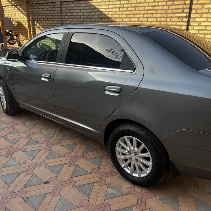 Продается автомобиль кобалт