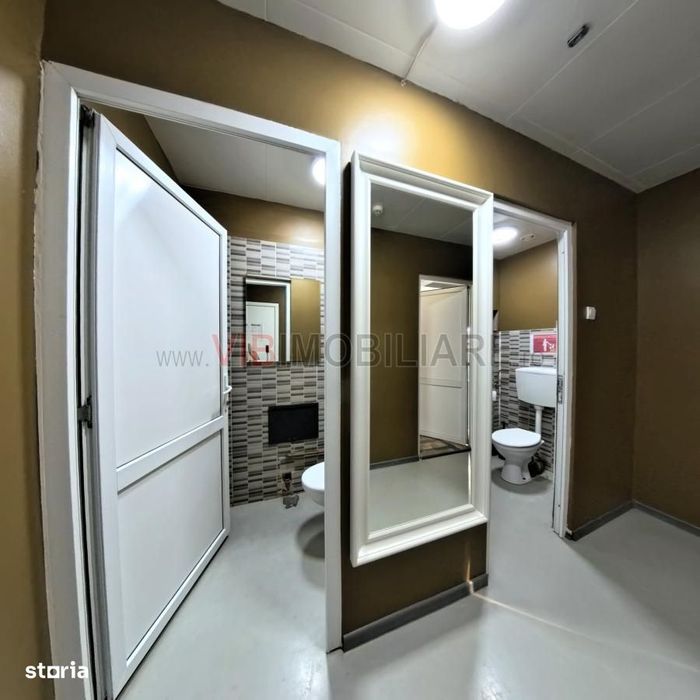 Spațiu Comercial - Afacere - De Vanzare - Militari Residence