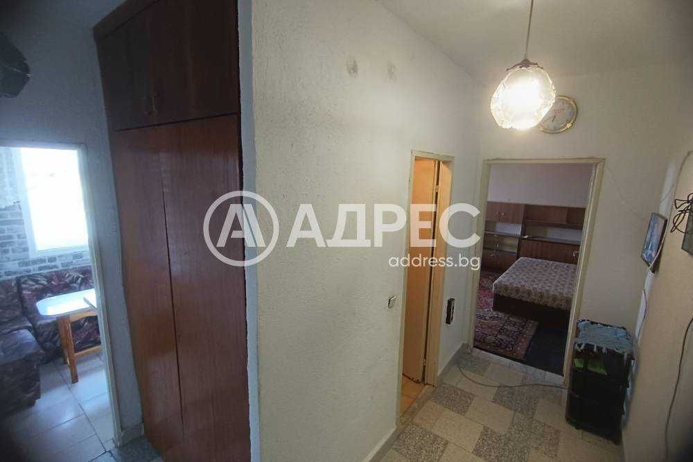 Гарсониера в много добро състояние!