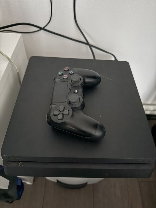 Playstation 4 slim+controller original NOU!
