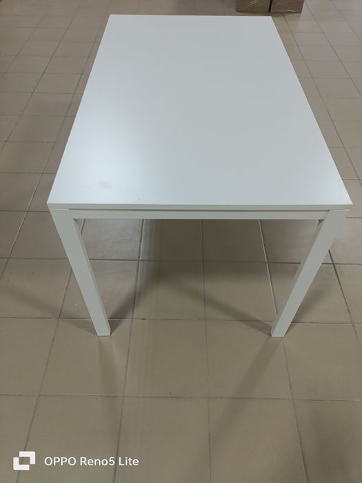 Обеденный стол IKEA