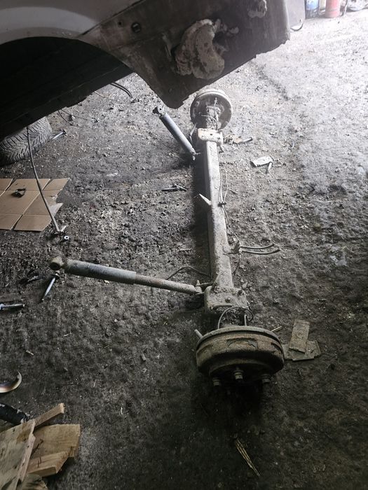 Punte spate ford transit 2.0 2000-2006